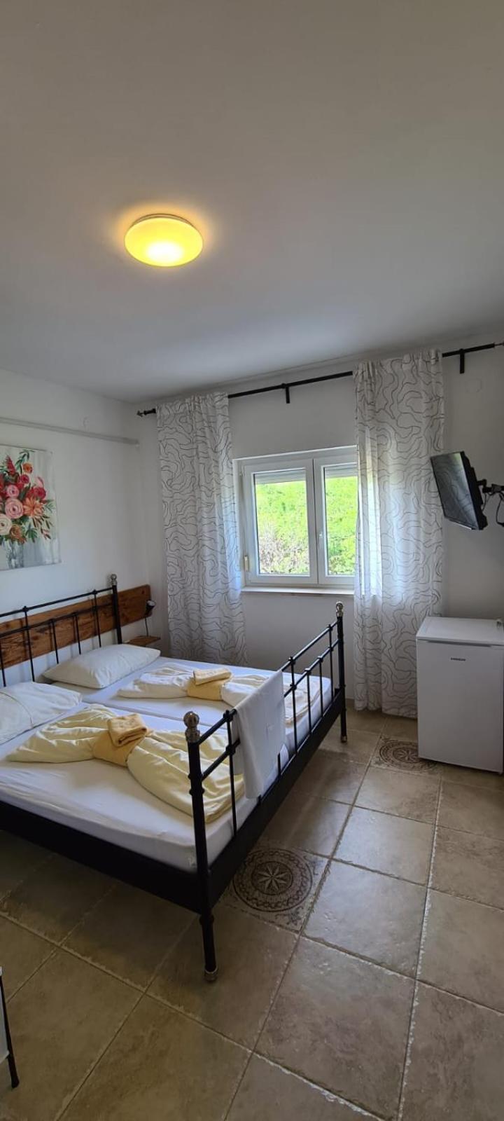 Bed & Breakfast Barbara Novi Vinodolski Exterior photo